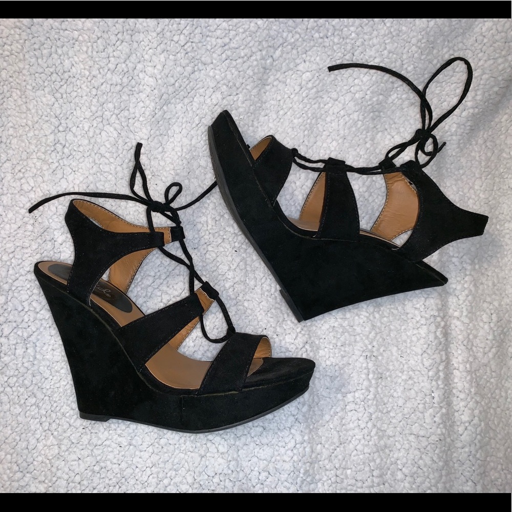 Faux suede black wedges